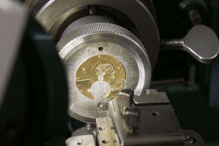 Traditionnelle Tourbillon Retrograde